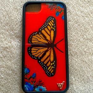 ⭐️ Brand New Orange Butterfly Wildflower Case ⭐️